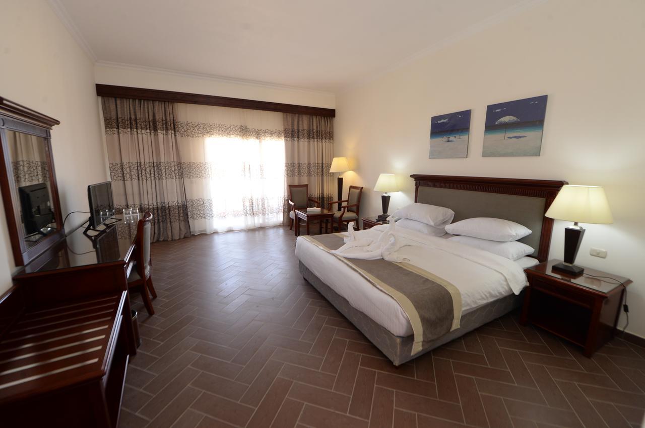 Savanna Empire Spa & Resort Ataqah Eksteriør billede
